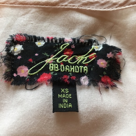 Boutique summer soft pink blouse. - Picture 4 of 4